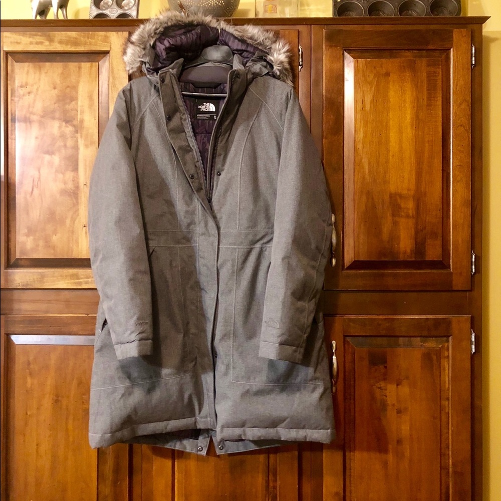 Ladies Northface Arctic down parka, XL, NWOT